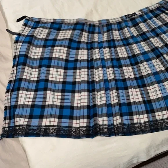 Authentic Strathmore Scotland wool wrap-around kilt - Picture 5 of 10